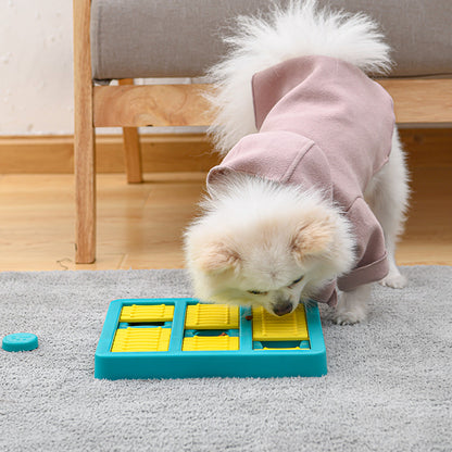 Rotating Dog Toy